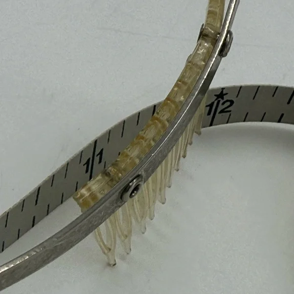 Vintage Rhinestone Silver Tiara Crown Scalloped Sparkle Costume Accessory - Picture 6 of 6